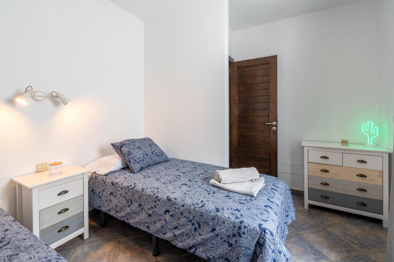 Luxury 3-Bedroom Villa With Heated Private Pool - In Marina Rubicon, Playa Blanca, Lanzarote Exterior photo